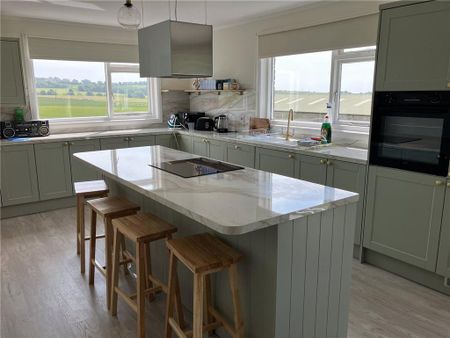 3 bedroom bungalow to rent - Photo 3