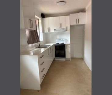 Walking Distance to Shops & Station - Photo 4