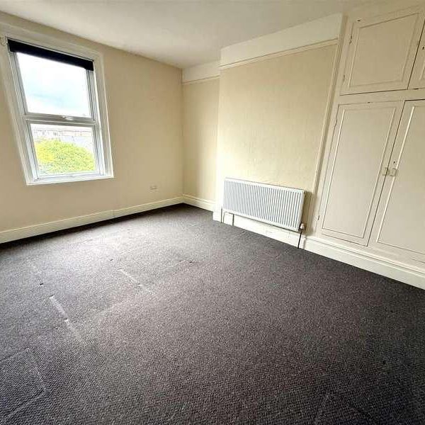 Barrs Court Road, Hereford, HR1 - Photo 1