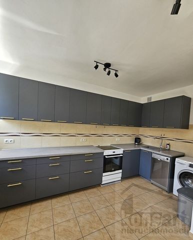 Trzy pokoje z balkonem widok na Katedrę ! - Photo 5