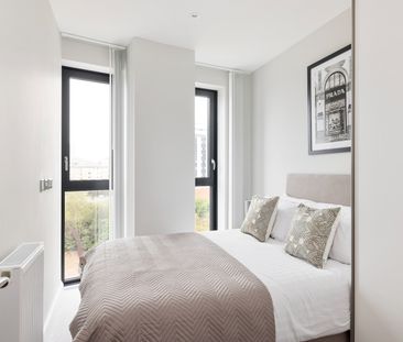 2 Bed Flat, Handlebury House, E14 - Photo 6