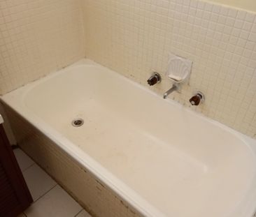 Wyndham Vale - Photo 2