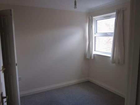 Millbrook Road East Freemantle Southampton, SO15 - Photo 3