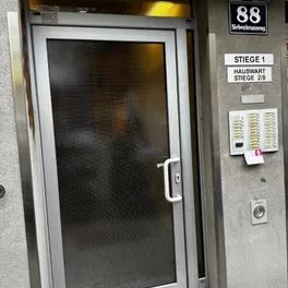 Miete privat, teils möbliert 54 m², 2-3 Zimmer, Küche, Bad, Wc, getrennt, Schrankraum - Photo 2