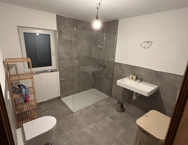 Erstbezug nach Sanierung 3,5 ZKB 125qm in Siegen - Photo 1