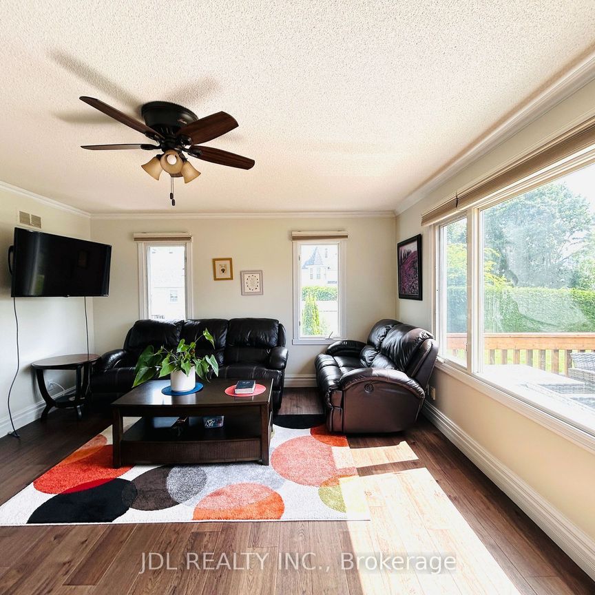 For Lease - 11 Red Robin Road, Georgina, Ontario - Photo 1