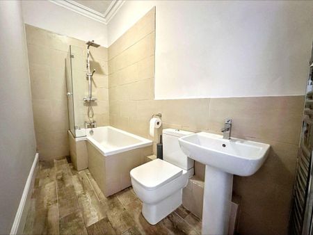 2 bed lower flat to rent in NE28 - Photo 5