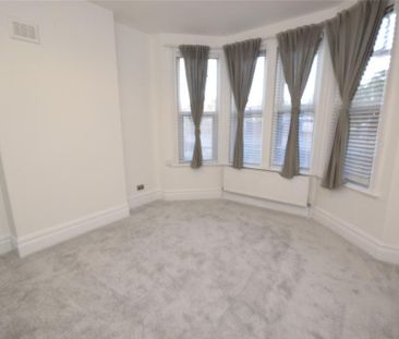 2 bedroom maisonette to rent - Photo 3