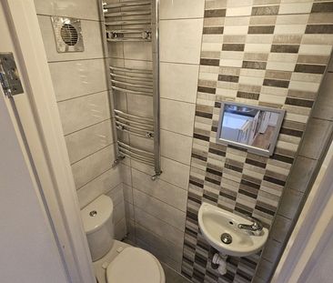 Studio Flat, Downs Road, E5 - Photo 6