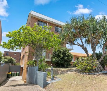 Stylish 2 Bedroom Unit in Kings Beach - Photo 3