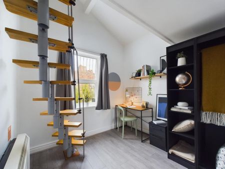 6 bedroom house to rent - Photo 3