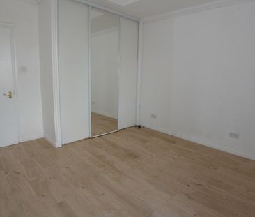 Property to let in Dundee - Photo 5