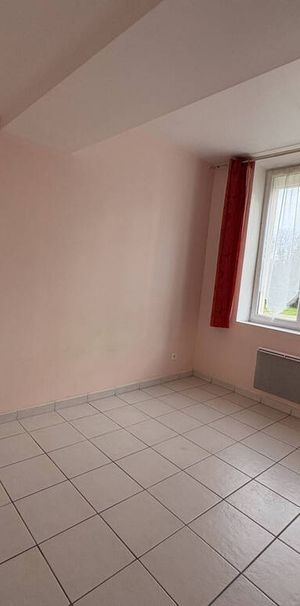 Location Appartement 2 pièces 48m² LAROCHE ST CYDROINE 89400 - Photo 1