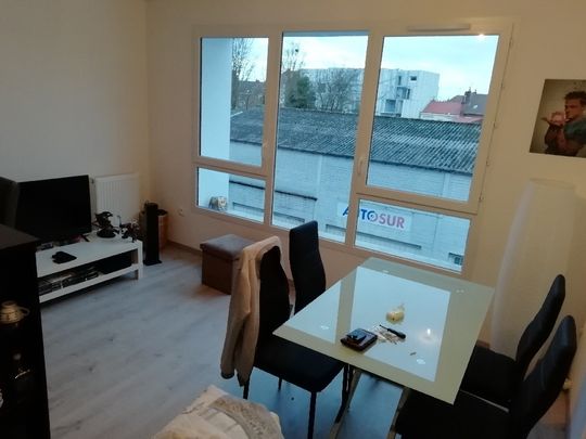 Location Appartement 2 pièces 40m² LILLE 59160 - Photo 1