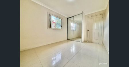 Modern Two-Bedroom Granny Flat with Spacious Backyard... - Photo 3