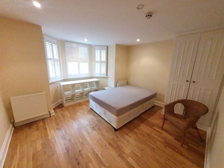 2 Bed Flat, Fontenoy Rd, SW12 - Photo 5