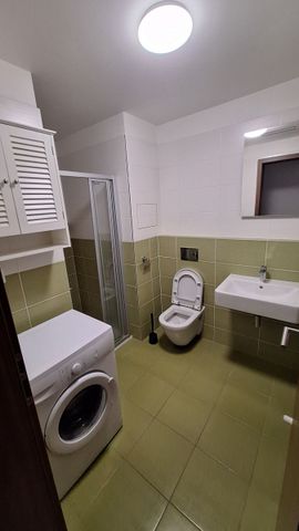 Pronájem bytu 1+kk • 30 m² bez realitkyNad Úžlabinou, Praha - Malešice - Photo 3