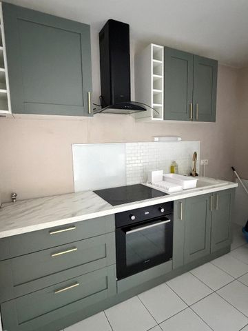 Location Appartement 3 pièces 69m² ANGERS 49100 - Photo 2