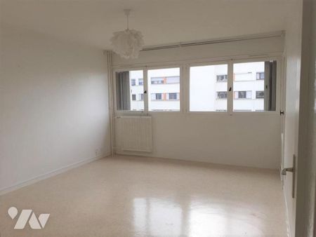 TOURS- Rue Dr DENOYELLE- T2 - Photo 2