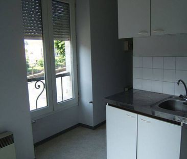 Location appartement autre 2 pièces 28 m² à Villefranche-de-Rouergue (12200) - Photo 4