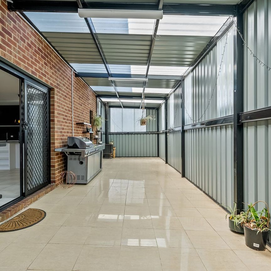 Stylish Double-Storey Family Home in a Prime Location - Photo 1