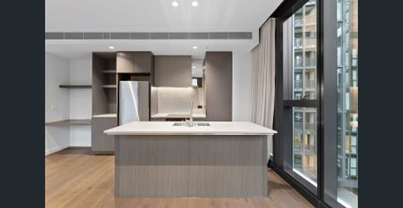 AUSTRALIAN LUXURY THAT FEELS LIKE HOME! - Photo 4