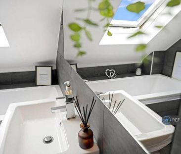 3 bedroom maisonette to rent - Photo 4