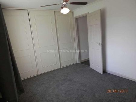 St Neots, PE19 - Photo 4