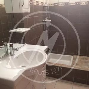 A LOUER 890 euros* 4 pièces * 90 m² * 97139 ABYMES * - Photo 2