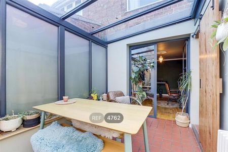 3 bedroom semi-detached house to rent - Photo 3