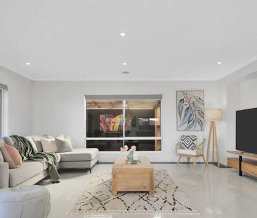Luxury Living on Waterside - Photo 5