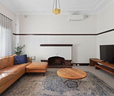 PREMIUM MOUNT HAWTHORN LIVING WITH CHARACTER CHARM - Photo 3
