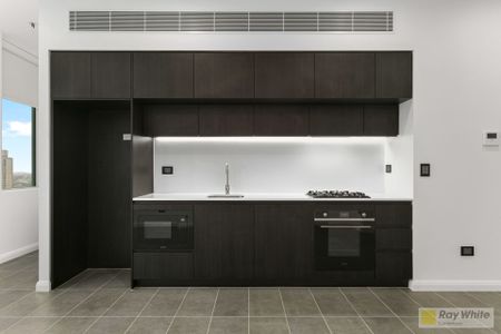 Contemporary City Living with Panoramic Views - Photo 2