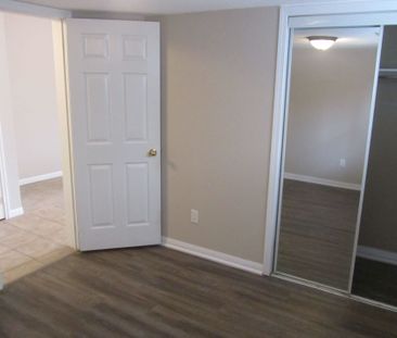 For Lease - 342 Edgehill Drive Unit# Unit B, Barrie, Ontario - Photo 6