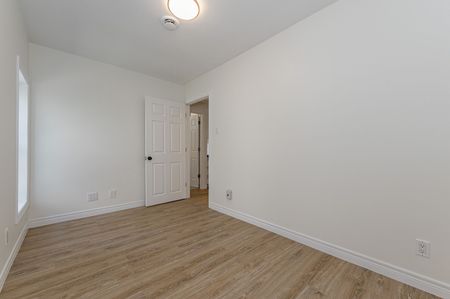 For Lease - 237 Mitchell Street Unit# Unit A, Port Colborne, Ontario - Photo 3