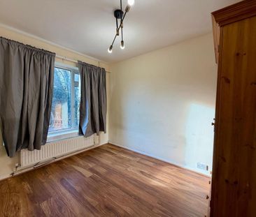 3 bedroom bungalow to rent - Photo 1