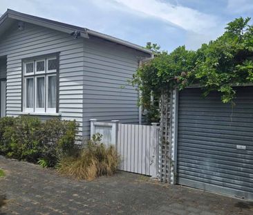 Beaumont Beauty - Photo 2