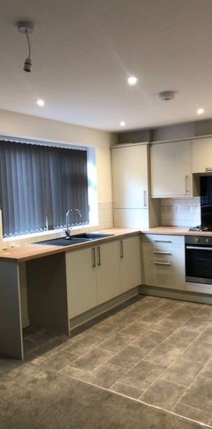 1 bed Apartment - To Let - Photo 1