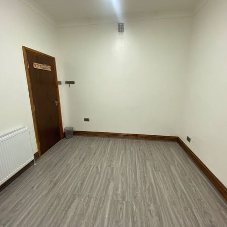 Room in a Shared House, St. Stephen's Road, E6 - Photo 4