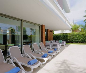 6 bedroom luxury Villa for rent in Estepona, Spain - Photo 6