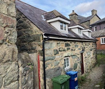 2 bedroom cottage to rent - Photo 1