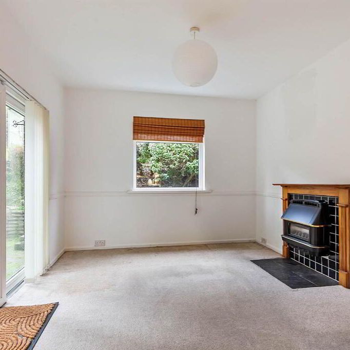 10 Carlston Avenue, Holywood, BT18 0NF - Photo 1