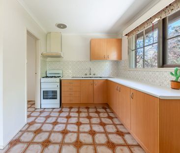 Charming 2-Bedroom Unit in Prime Box Hill North Location - Photo 3