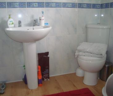 1 bedroom semi-detached bungalow to rent - Photo 6