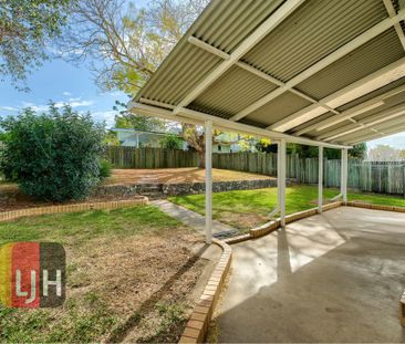 3 BEDROOM HOME WITH DOWNSTAIRS RUMPUS - Photo 6