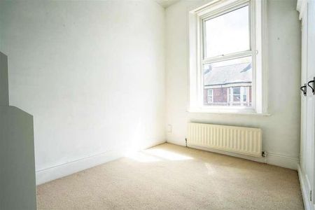 Trevor Terrace, North Shields, NE30 - Photo 2