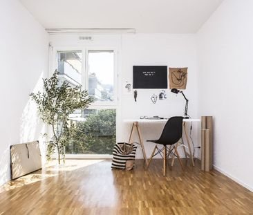 "Moderne Wohnung mit grossem Balkon an sonniger Lage" - Photo 6