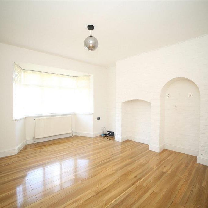 3 bedroom semi-detached house to rent - Photo 1