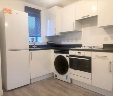 Sir Harry Secombe Court, Swansea - Photo 6