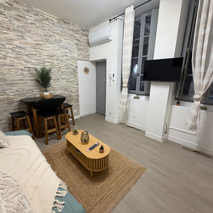 Location Appartement 2 pièces 28m² NIMES 30000 - Photo 1